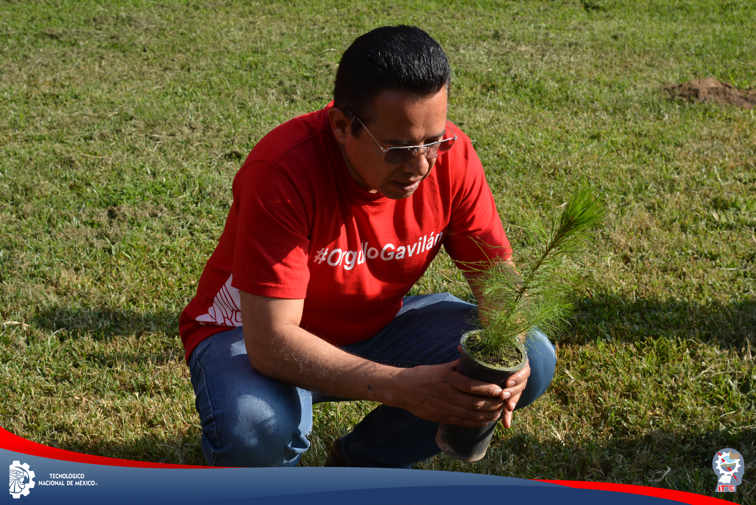 Reforestación en el TecNM Campus Ciudad Guzmán