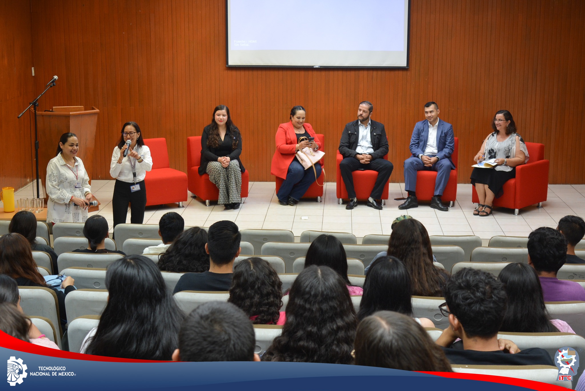 Panel de Egresados de la carrera de Contador Público