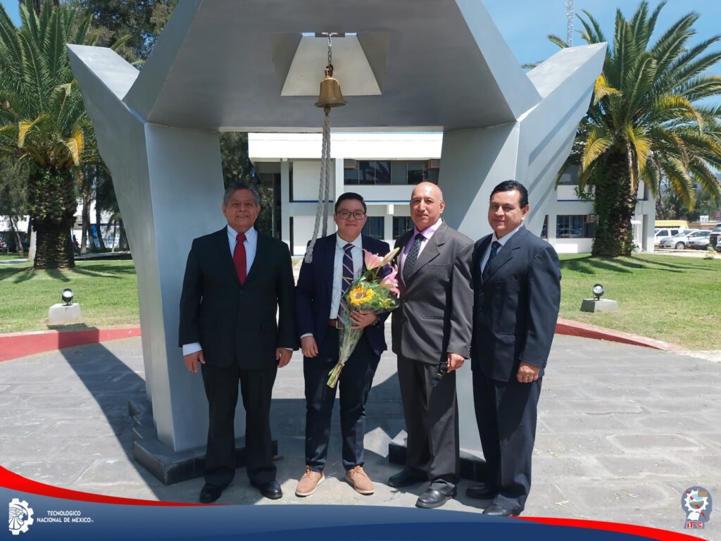 ¡Felicidades por su titulación!