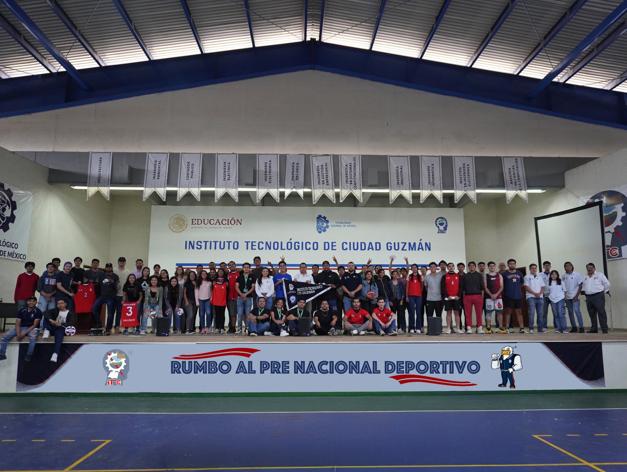 Abanderamiento oficial y la entrega de uniformes a la delegación de estudiantes que representarán con orgullo al TecNM