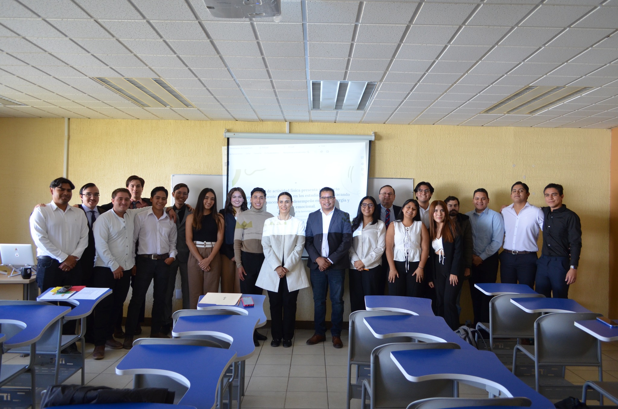 Gavilanes presentan 80 proyectos de investigación en edición 2025