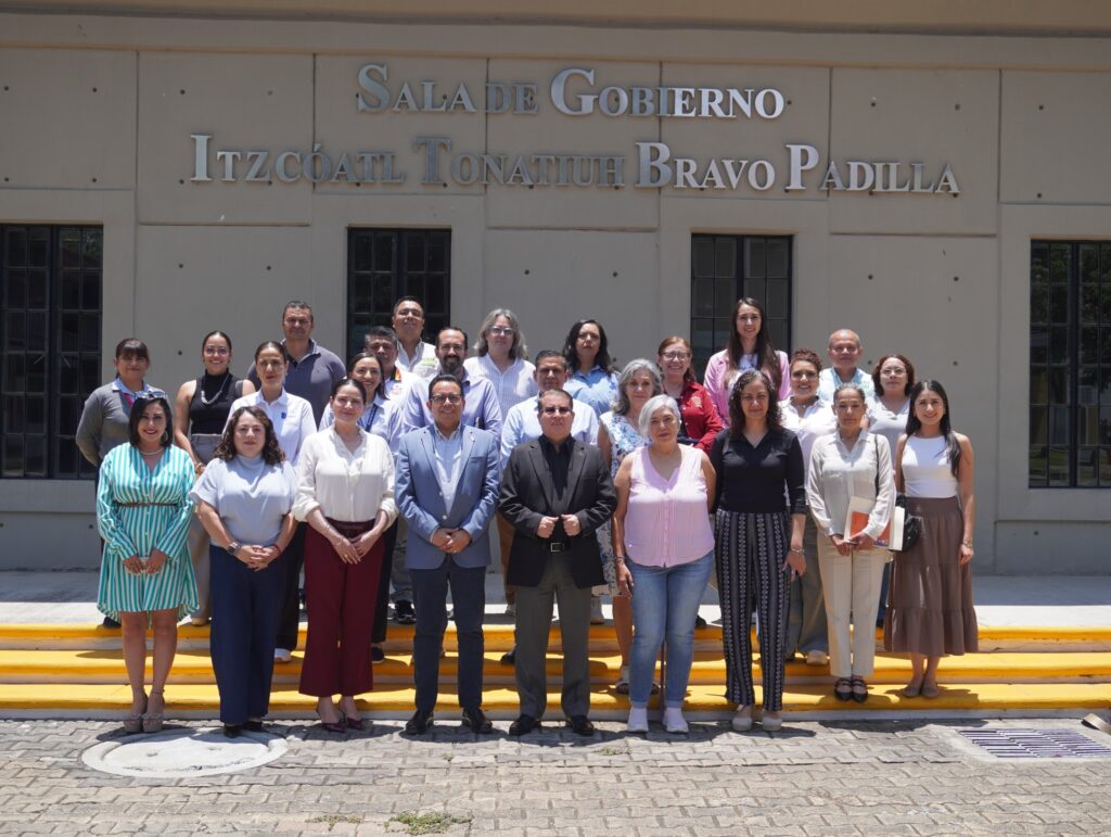 El día de hoy, el Dr. Sergio Octavio Rosales Aguayo, Director del TecNM – Ciudad Guzmán, asistió a la reunión de Integración del Comité Organizador de la XIV Feria de la Ciencia y la Tecnología,